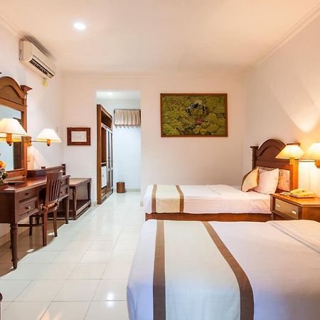 Vila Shanti Beach Front Hotel Sanur Екстер'єр фото