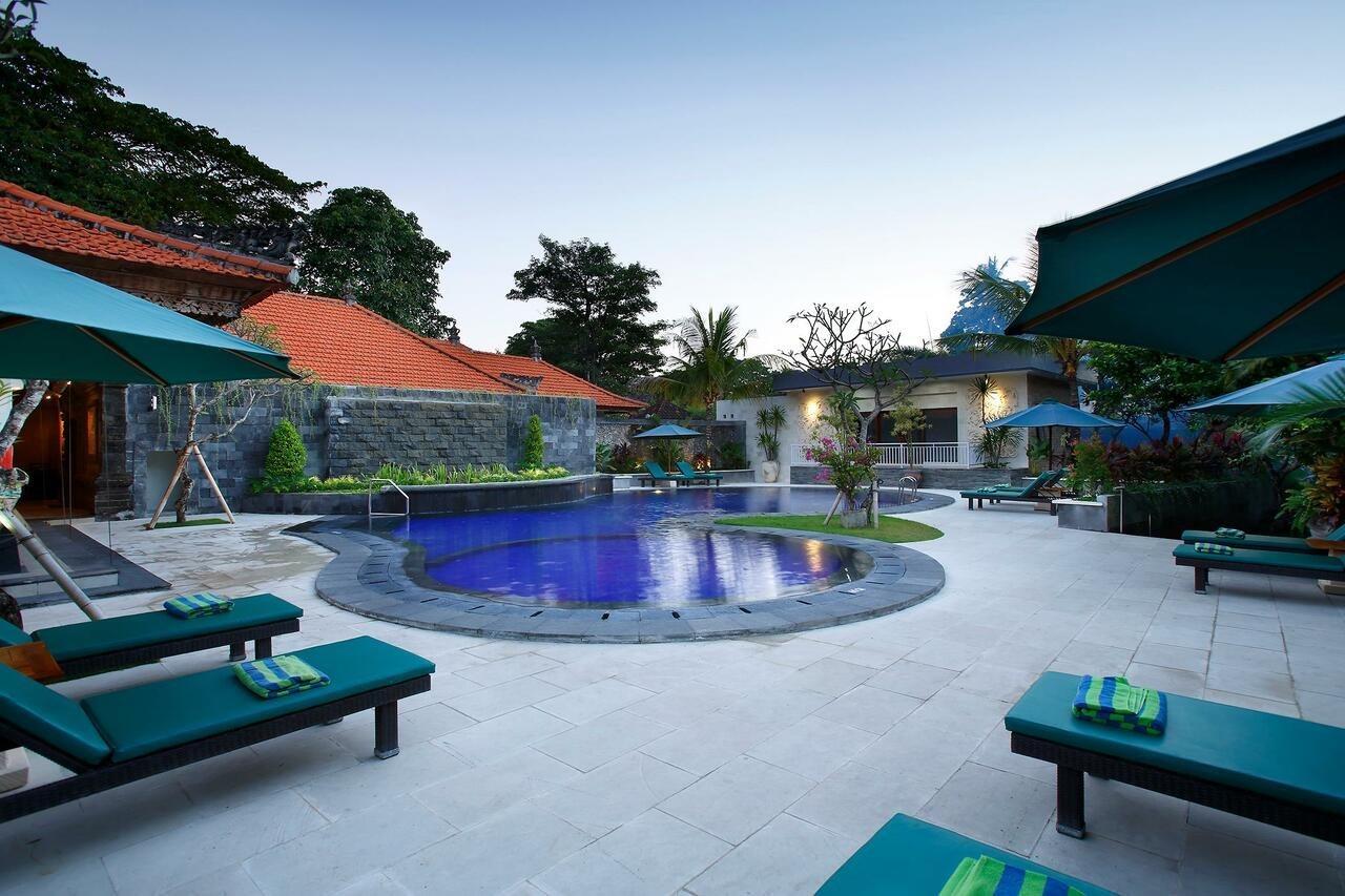 Vila Shanti Beach Front Hotel Sanur Екстер'єр фото
