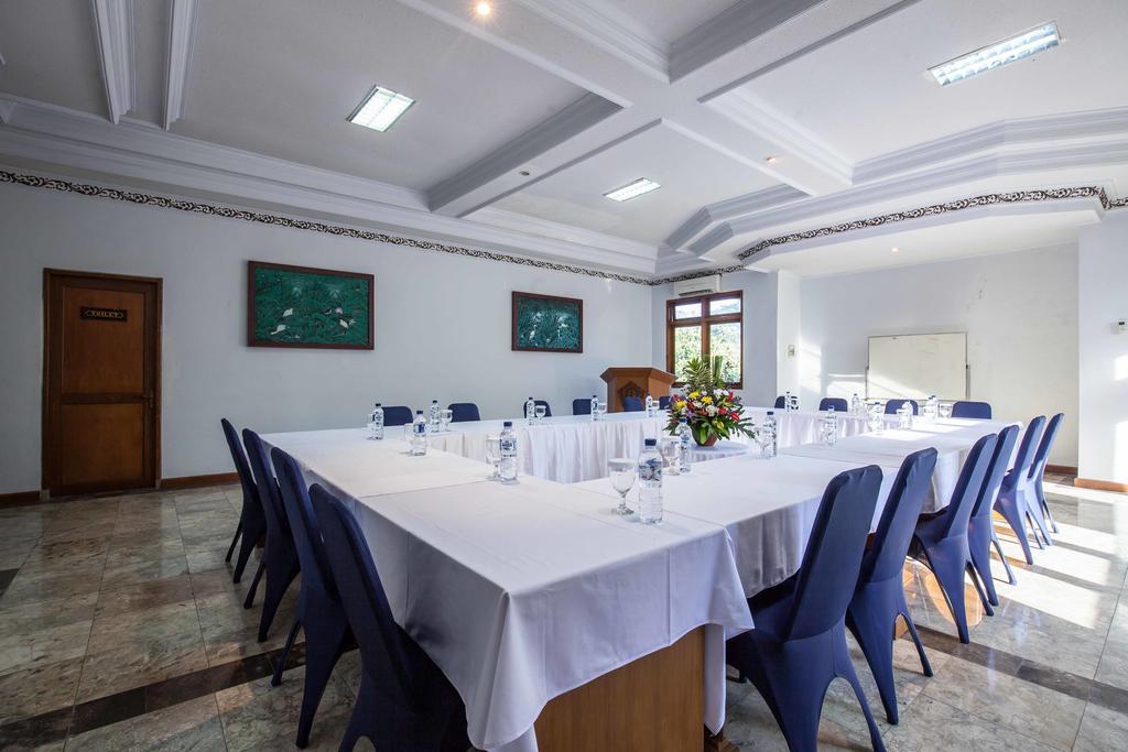 Vila Shanti Beach Front Hotel Sanur Екстер'єр фото